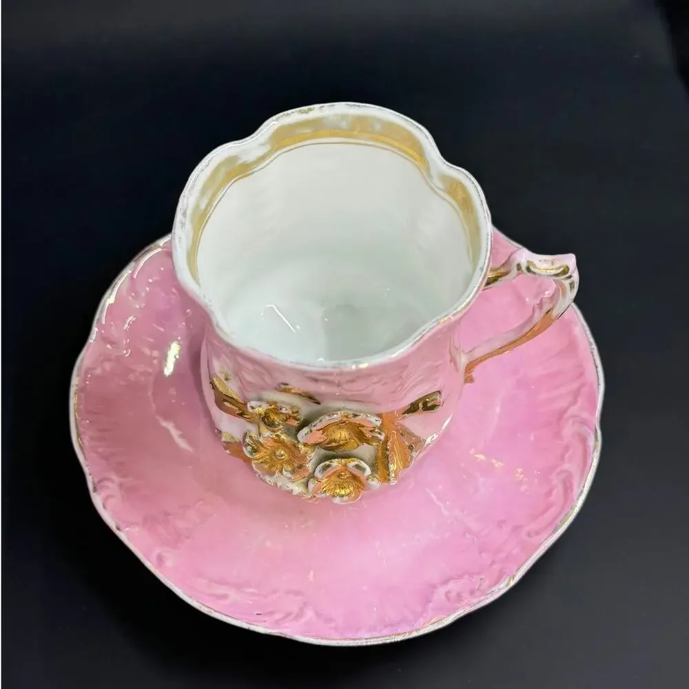 Tea‎ Cup and Saucer